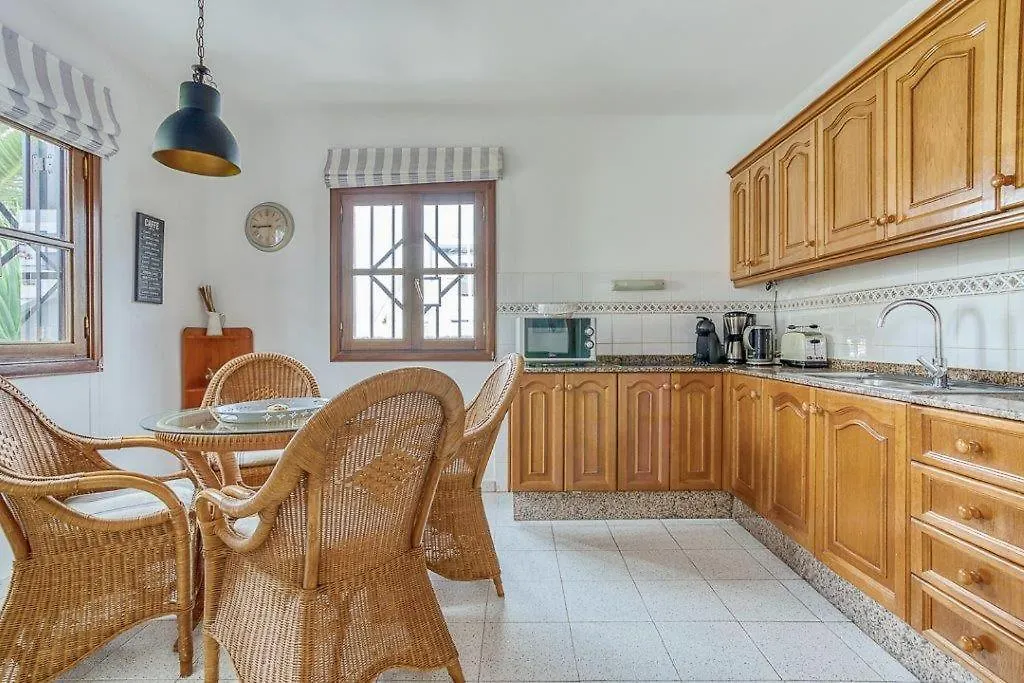 Apartman Hogar Palmera With Pool & Beach Playa Honda Spanyolország