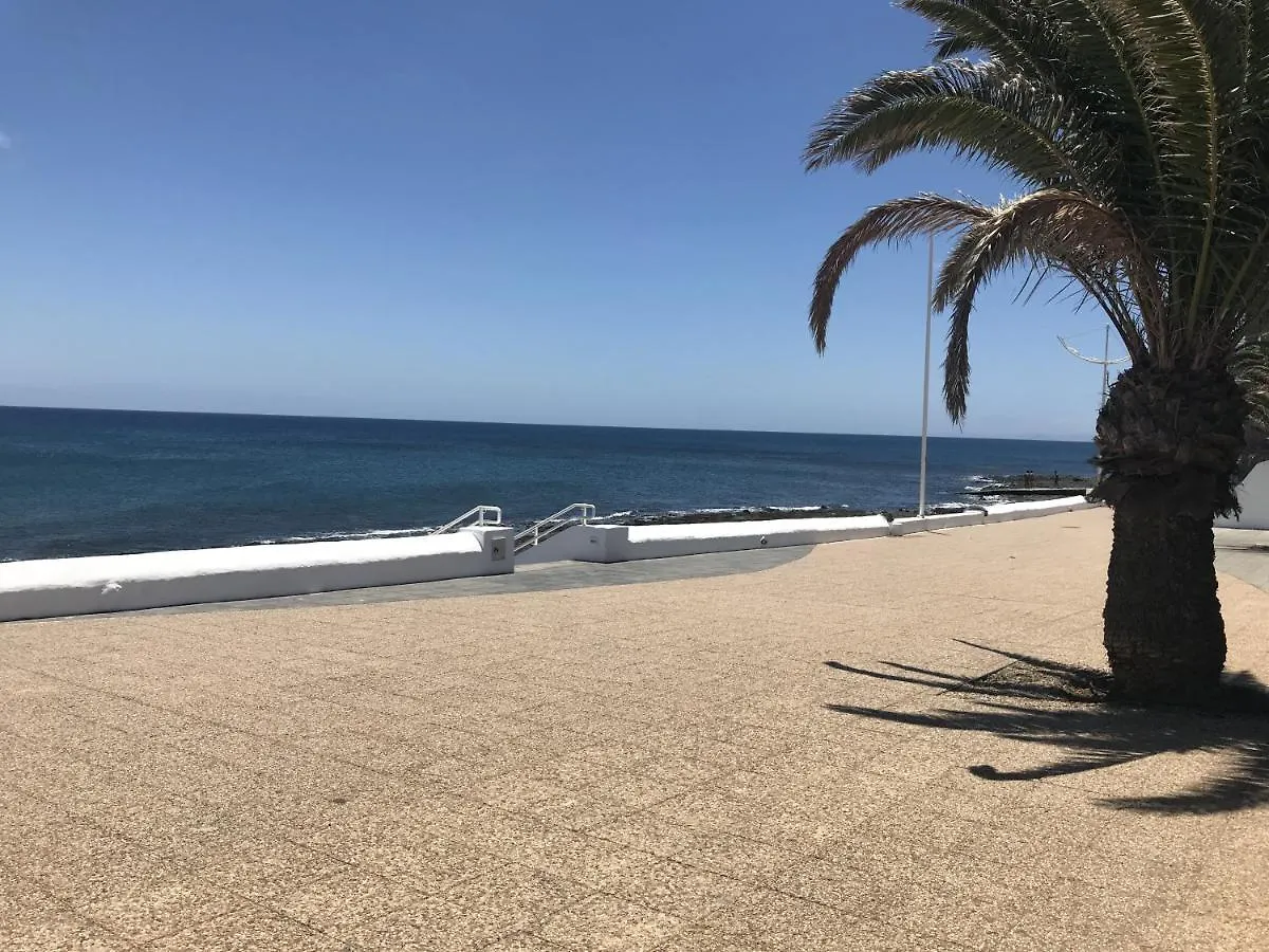Hogar Palmera With Pool & Beach Playa Honda 0*,  Spanyolország